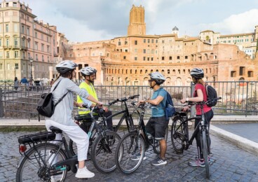 Electric bike tour with easy bike rent